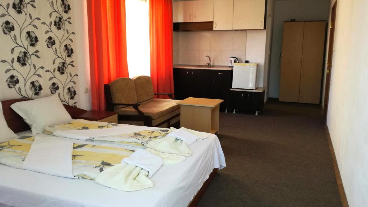 Ivet Guest House Obzor Luaran gambar
